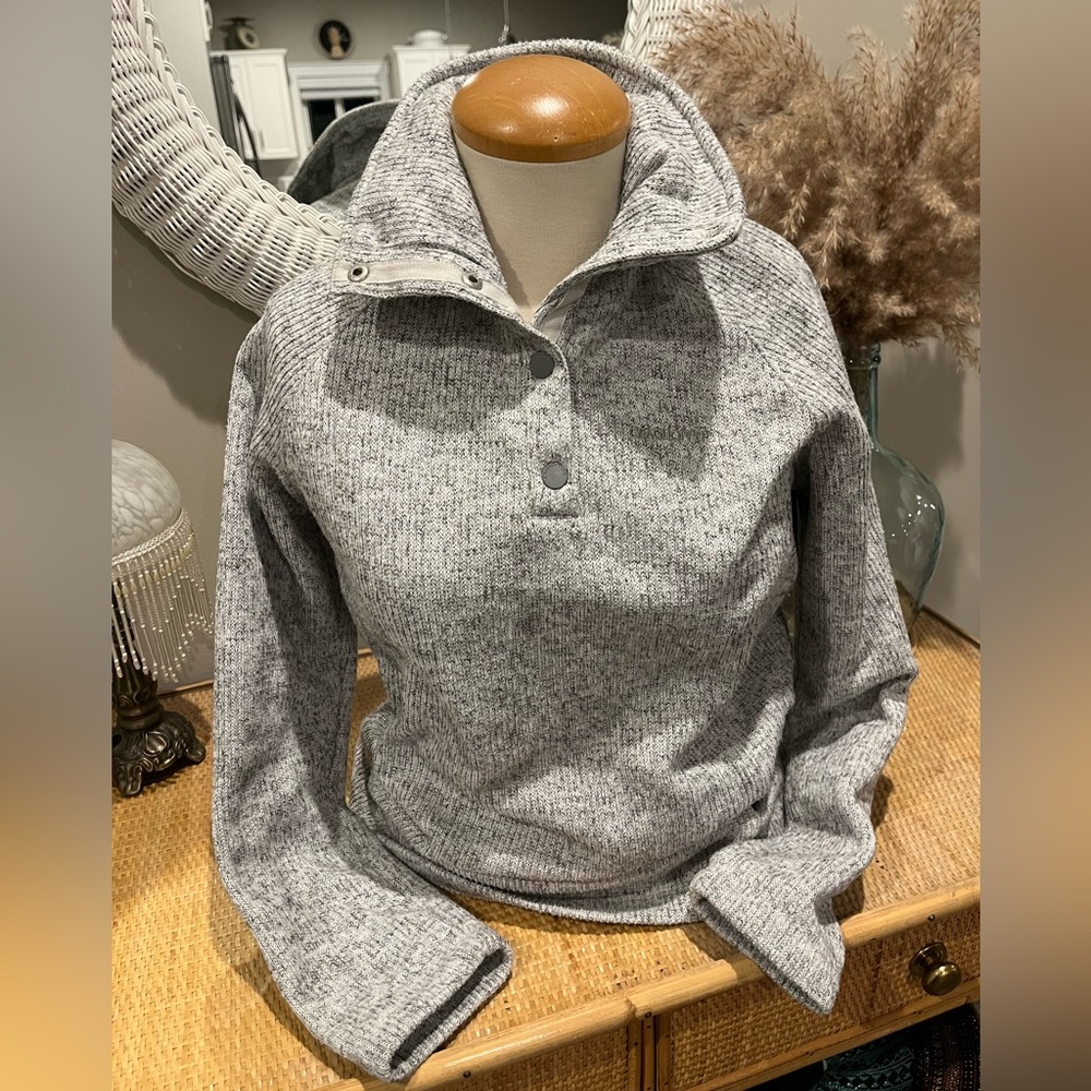 Craghoppers button neck fleece new without tags